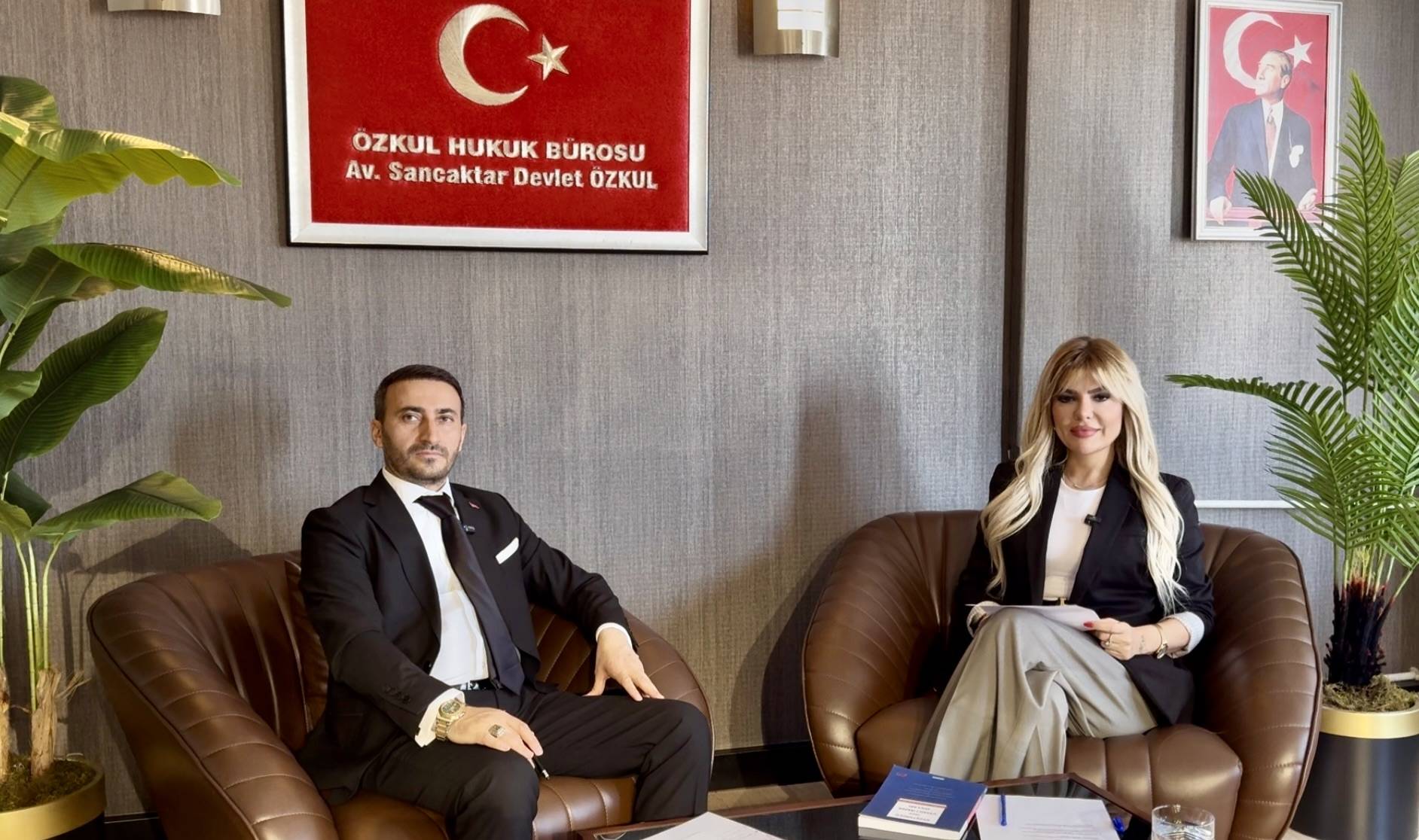 Av. Sancaktar Devlet Özkul ve Hakim Eshat Özkul’un kaleme aldığı 'Uyuşturucu veya Uyarıcı Madde Suçları' isimli kitabının ikinci baskısı raflarda yerini aldı. 