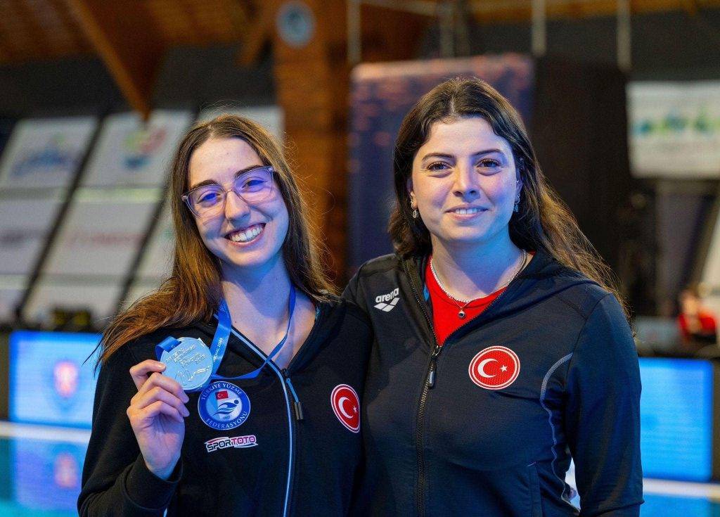 Türk Yüzme Tarihinde Bir İlk