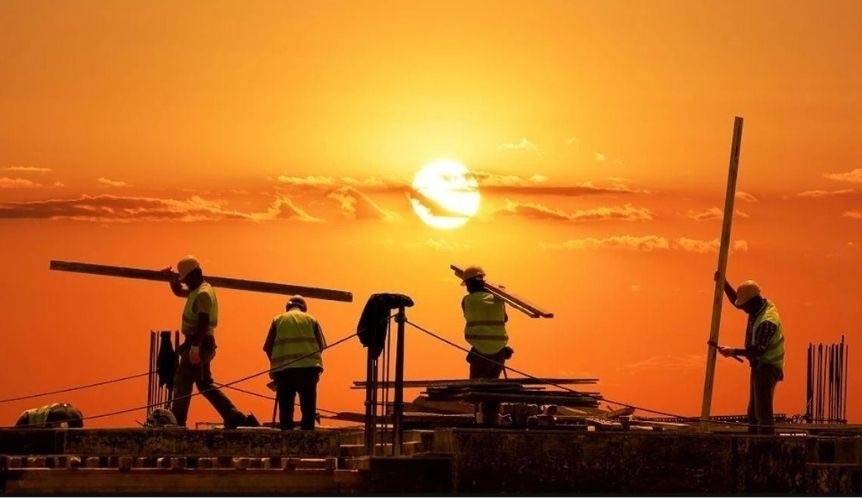 Sıcak Havalarda Çalışma Nasıl Olmalı?