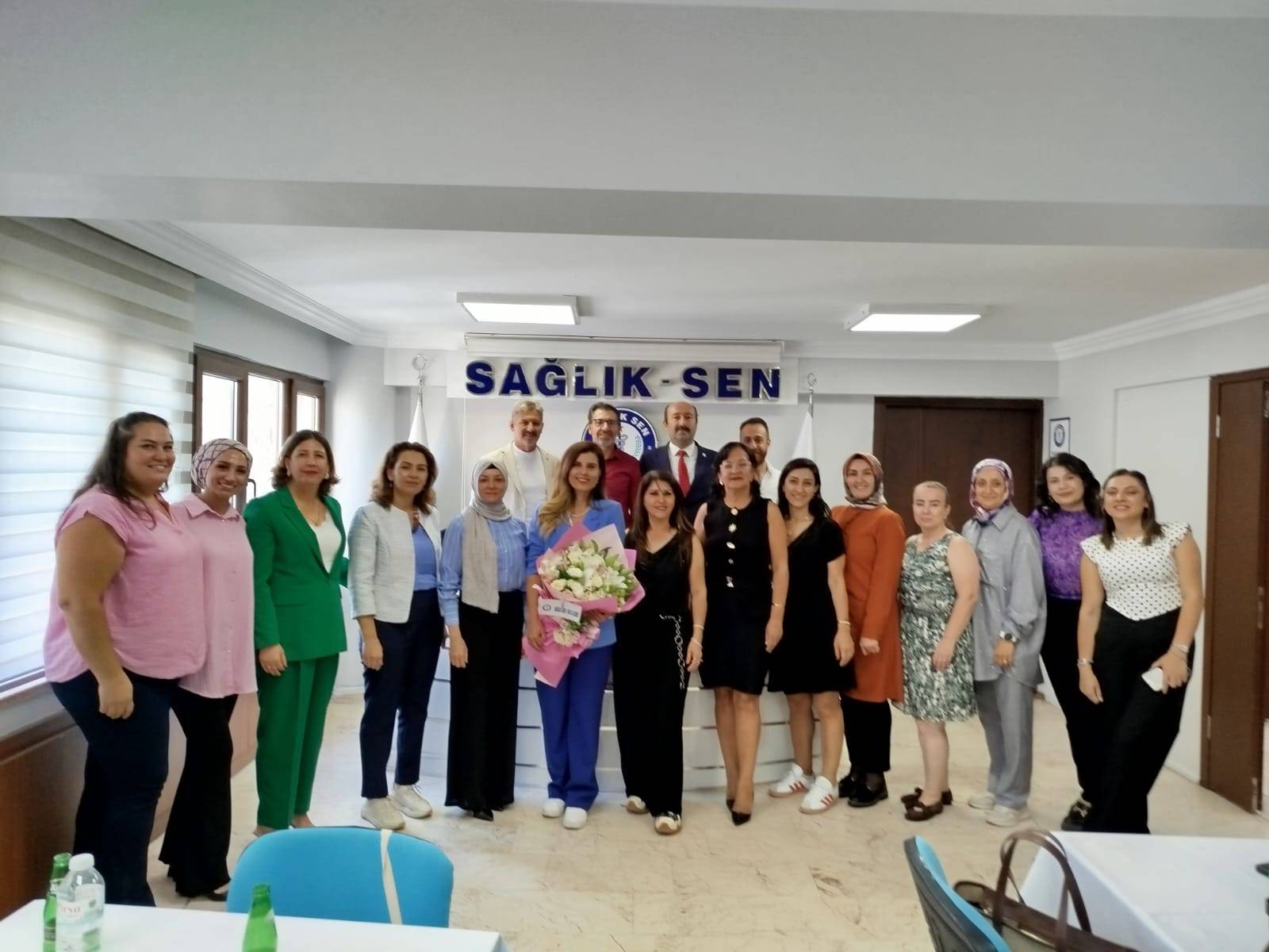 Sağlık Sen İzmir Kadın Komisyonu’nda Görev Değişikliği