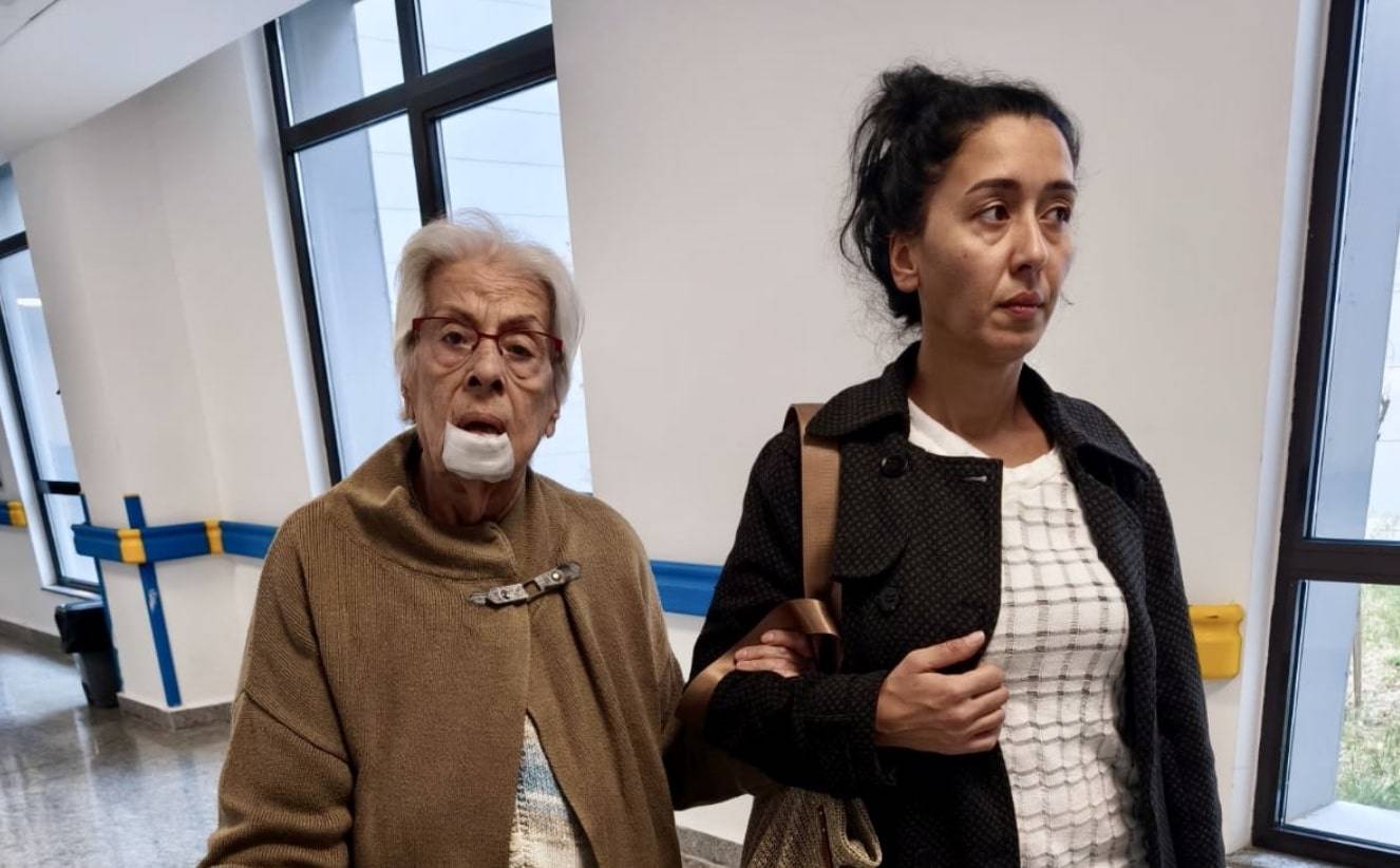 Buca Seyfi Demirsoy Devlet Hastanesi’nde Tekerlekli Sandalye Skandalı