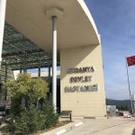 Mudanya Devlet Hastanesinde başhekim ve hastane görevli genel cerrah görüşmedeyken,