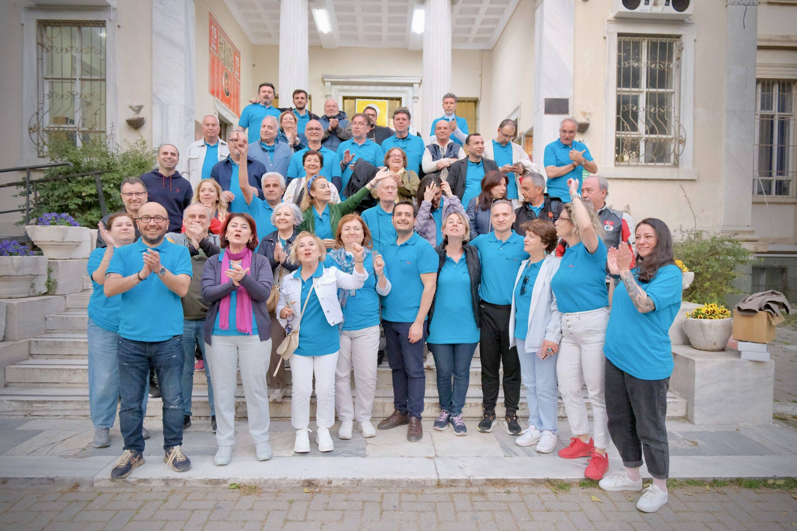 Genç ve dinamik bir kadro ile seçimlere giren, sahada büyük